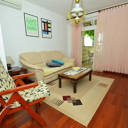 Apartment 2921b *